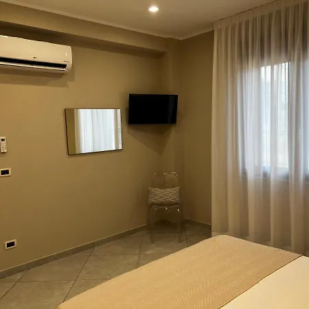 Lamezia Airport And 4*