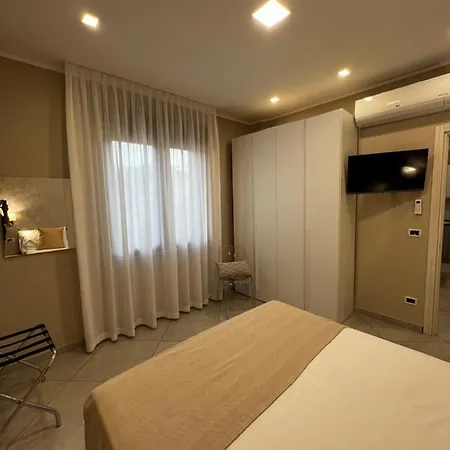 Bed & Breakfast Lamezia Airport SantʼEufemia Lamezia