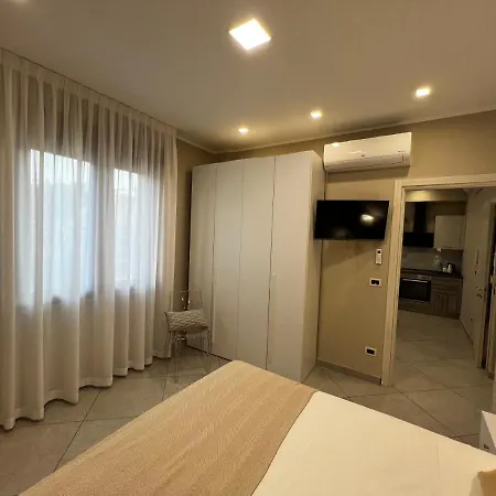 לינה וארוחת בוקר Lamezia Airport SantʼEufemia Lamezia