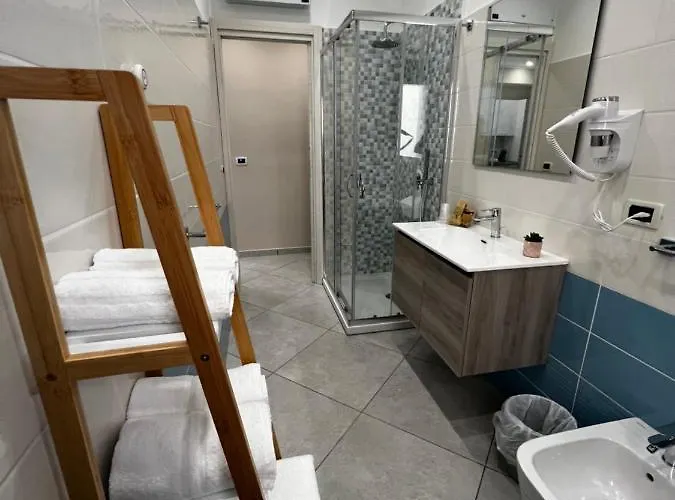 Lamezia Airport לינה וארוחת בוקר