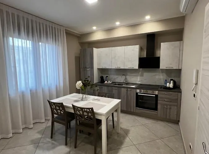 לינה וארוחת בוקר Lamezia Airport SantʼEufemia Lamezia