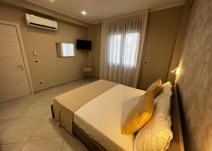 לינה וארוחת בוקר Lamezia Airport